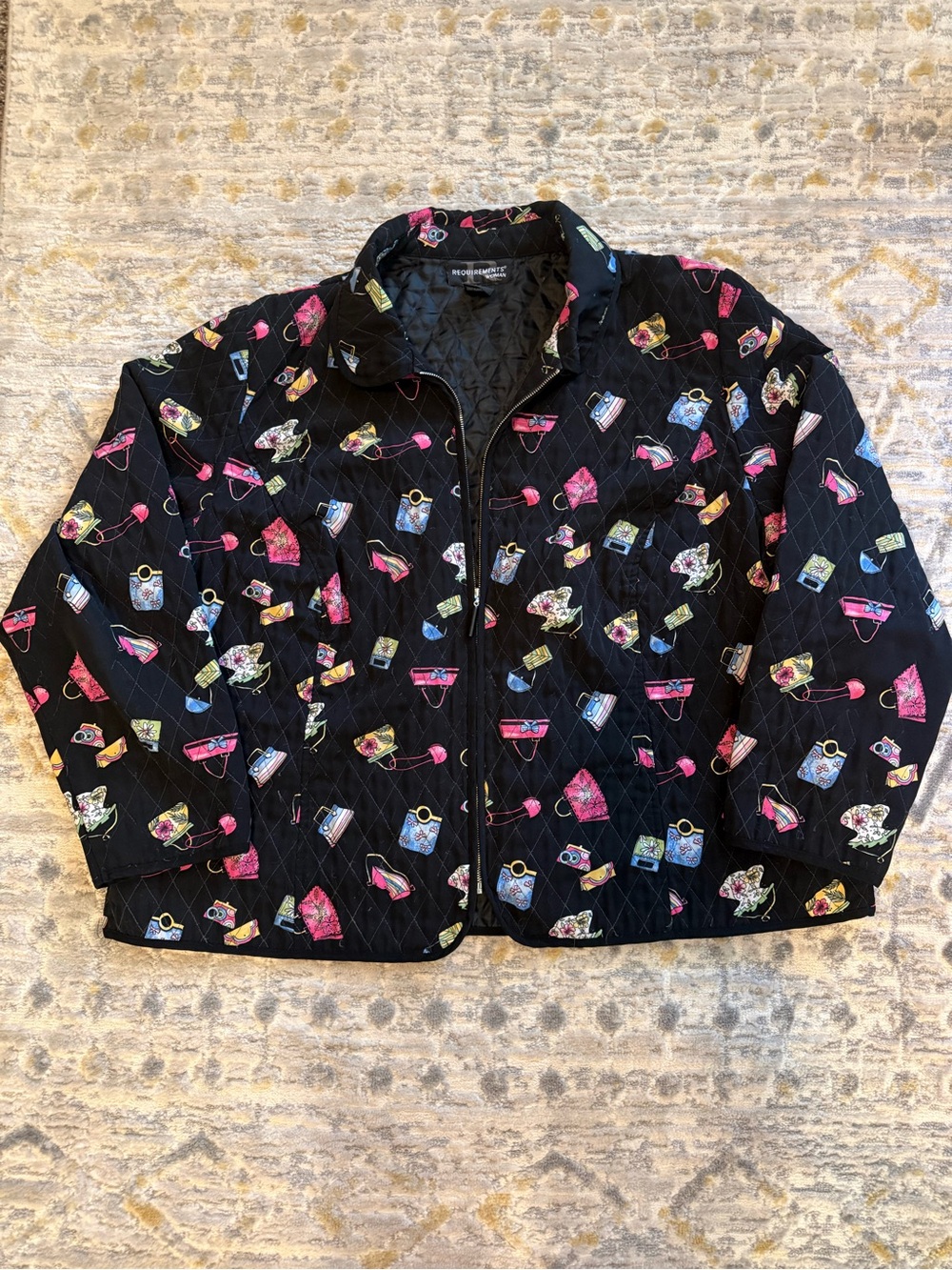 Vintage Requirements Quilted Jacket Zip Up Purse Print